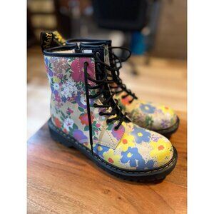 Dr Martens 1460 Floral Boots - NWOT‎ Size 6